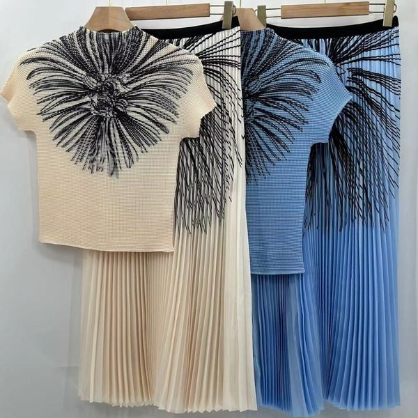 two piece dress casual printing corn pleats shortsleeved temperament loose large size womens skirt suit miyake pleat clothing 230724, White
two piece dress casual printing corn pleats shortsleeved temperament loose large size womens skirt suit miyake pleat clothing 230724, White