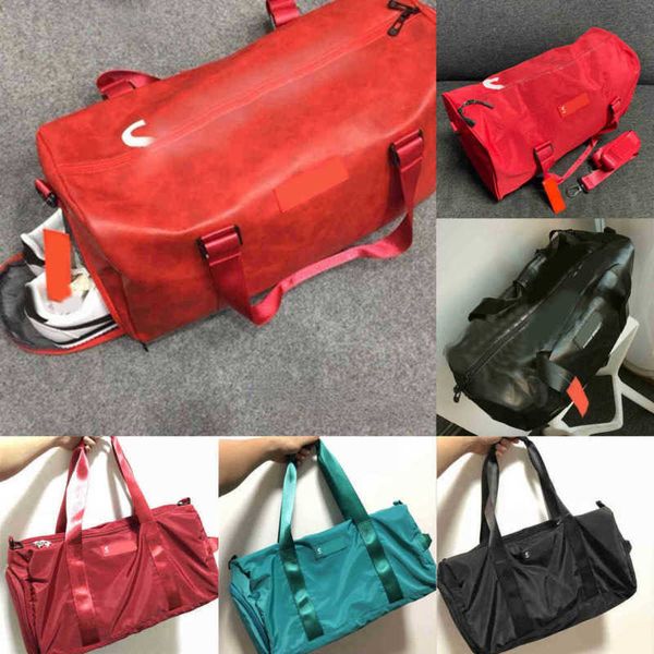 supe duffel bags portable fitness bag large capacity luggage pouch men multiple styles backpack bag mens womens travel bag purse 220628
supe duffel bags portable fitness bag large capacity luggage pouch men multiple styles backpack bag mens womens travel bag purse 220628