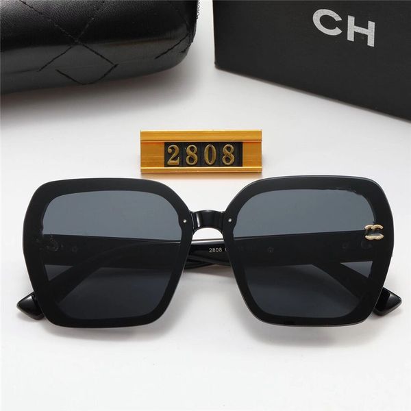 designer sunglasses for women and men fashion model special uv400 protection letters big leg double beam frame outdoor luxury design women s, White;black
designer sunglasses for women and men fashion model special uv400 protection letters big leg double beam frame outdoor luxury design women s, White;black