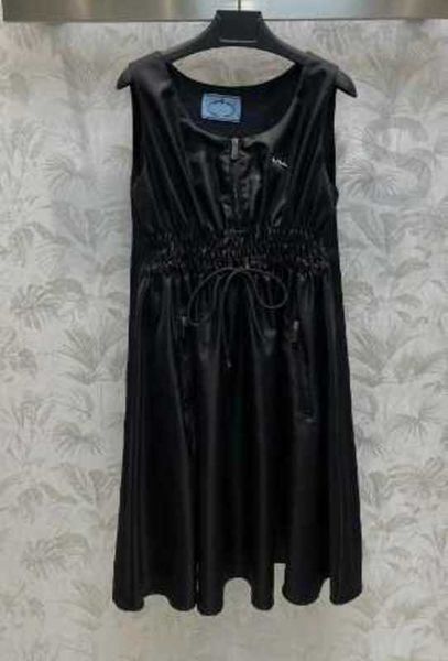 basic & casual dresses designer 23ss summer dresses women dress womens designer clothing round neck drawstring waist tuck half zipper skirt, Black;gray
basic & casual dresses designer 23ss summer dresses women dress womens designer clothing round neck drawstring waist tuck half zipper skirt, Black;gray