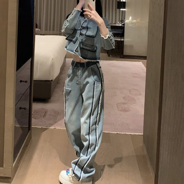 autumn women two piece pants designer long sleeve denim jacket and pants suits luxury vintage washed wool-trimmed denim suit casual fashion, White
autumn women two piece pants designer long sleeve denim jacket and pants suits luxury vintage washed wool-trimmed denim suit casual fashion, White