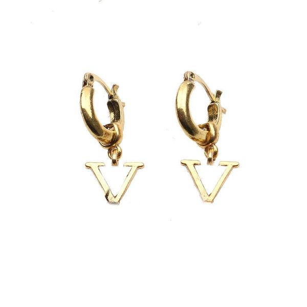 cooper v letter earrings retro letter designer earrings women charm studs lady simple pendant eardrop for party jewelry wholesale, Golden
cooper v letter earrings retro letter designer earrings women charm studs lady simple pendant eardrop for party jewelry wholesale, Golden