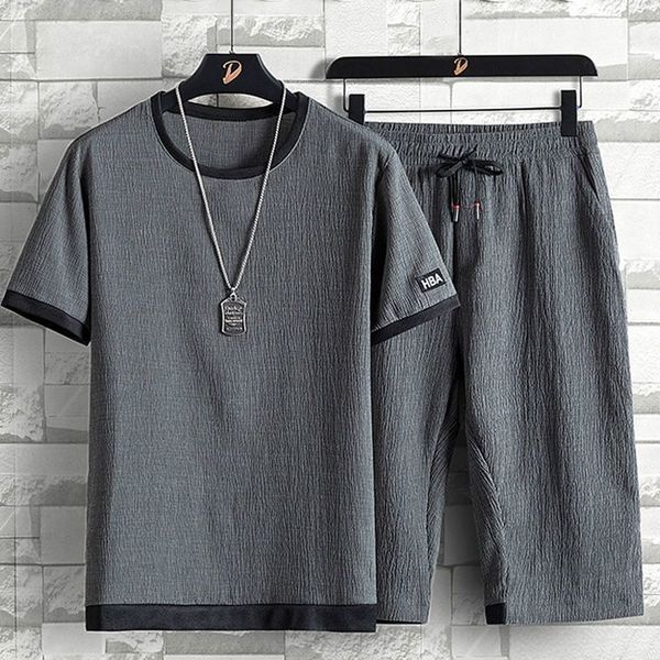 mens tracksuits ice silk suit summer loose large casual sports m6xl short sleevecapris twopiece set 230724, Gray
mens tracksuits ice silk suit summer loose large casual sports m6xl short sleevecapris twopiece set 230724, Gray