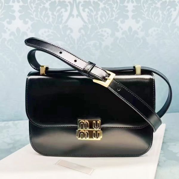 mirror quality satchel sling miu mini clutch bag designer womens fashion hand bag evening luxury mens lady cross body bags genuine leather p
mirror quality satchel sling miu mini clutch bag designer womens fashion hand bag evening luxury mens lady cross body bags genuine leather p