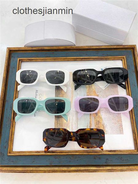 2023 design sunglasses %80 factory wholesale and retail new p family plate sunglass ins network red same 17w personality irregular female, White;black
2023 design sunglasses %80 factory wholesale and retail new p family plate sunglass ins network red same 17w personality irregular female, White;black