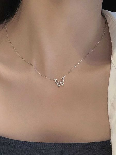 women's accessories 1pc fashionable zinc alloy rhinestone decor butterfly pendant necklace for women for daily decoration, Silver
women's accessories 1pc fashionable zinc alloy rhinestone decor butterfly pendant necklace for women for daily decoration, Silver