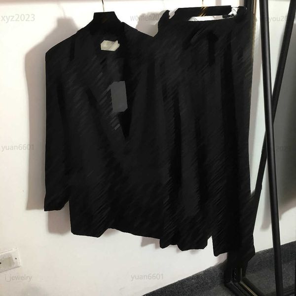 designer women suit girl office set size s-l 2pcs jacquard letter double breasted blazer and elastic high waist wide leg trousers july16, White;black
designer women suit girl office set size s-l 2pcs jacquard letter double breasted blazer and elastic high waist wide leg trousers july16, White;black