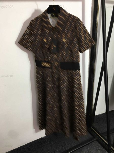 women designer clothing lady dresses fashion letter printing girl skirt size s-l chest pocket lapel zipper dress july21, Black;gray
women designer clothing lady dresses fashion letter printing girl skirt size s-l chest pocket lapel zipper dress july21, Black;gray