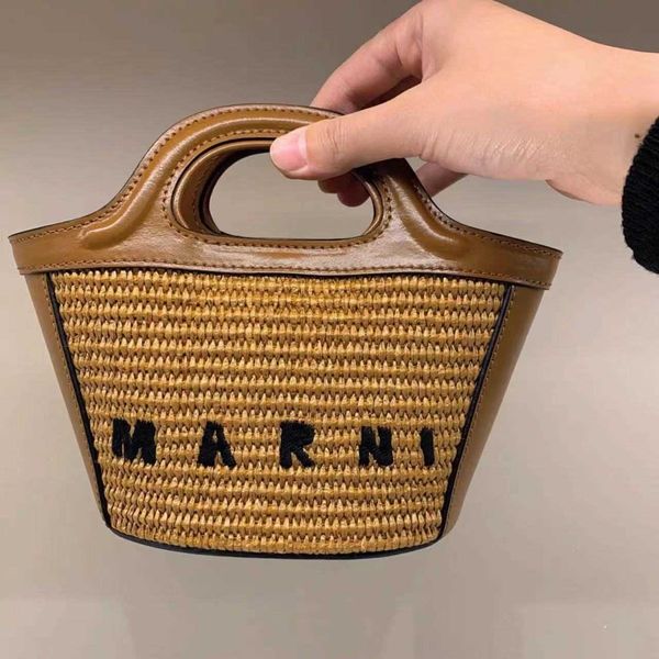 luxury handbag womens designer marn basket cosmetic bag wallet crossbody shoulder raffias bags fashion tropicalia micro weave straw beach ba
luxury handbag womens designer marn basket cosmetic bag wallet crossbody shoulder raffias bags fashion tropicalia micro weave straw beach ba