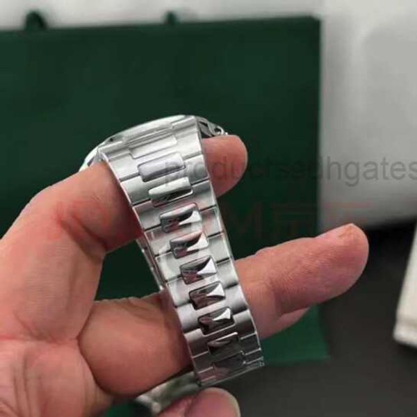 luxury classic iced out wrist watches patas 40mm 5711 ultra thin 3k steel king 324sc movement men's noble polish bezel gift phippe z3wh, Slivery;brown
luxury classic iced out wrist watches patas 40mm 5711 ultra thin 3k steel king 324sc movement men's noble polish bezel gift phippe z3wh, Slivery;brown