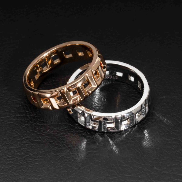 original double t hollow out xiao zhan same true ring small common circle checker couple modern geometric letter width, Golden;silver
original double t hollow out xiao zhan same true ring small common circle checker couple modern geometric letter width, Golden;silver