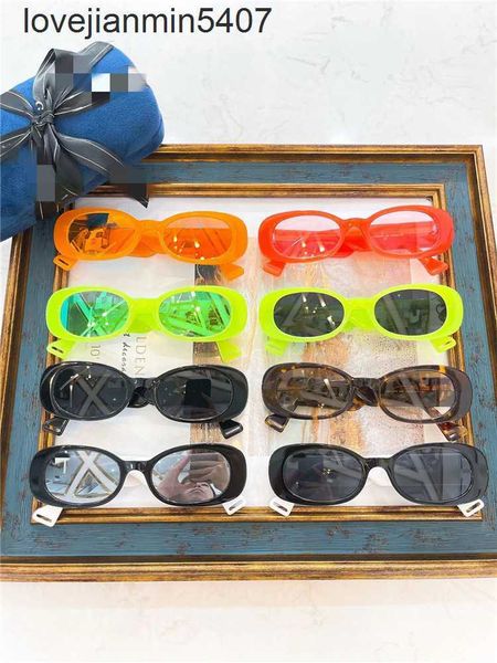 2023 fashion design sunglasses %80 factory wholesale and retail new g family oval sunglass ins super street pgraphy sential net red same gg0, White;black
2023 fashion design sunglasses %80 factory wholesale and retail new g family oval sunglass ins super street pgraphy sential net red same gg0, White;black