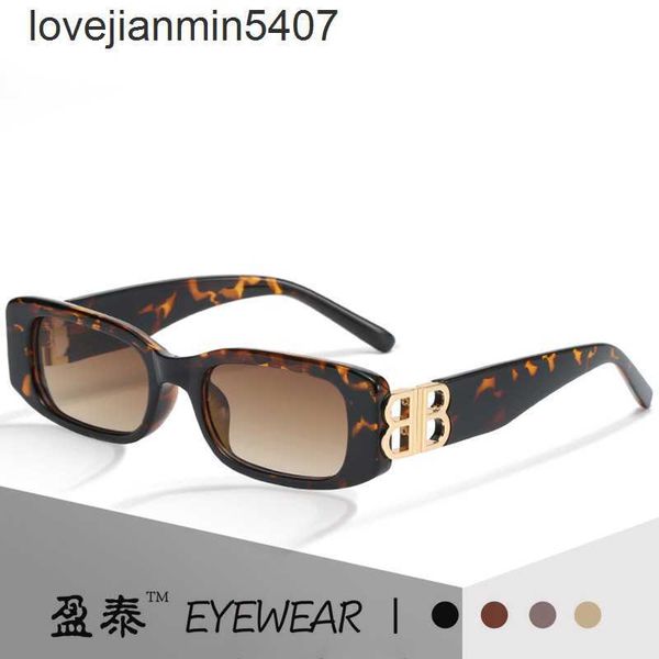 2023 fashion design sunglasses %80 factory wholesale and retail new home b small frame sunglass women's net red street shooting square, White;black
2023 fashion design sunglasses %80 factory wholesale and retail new home b small frame sunglass women's net red street shooting square, White;black