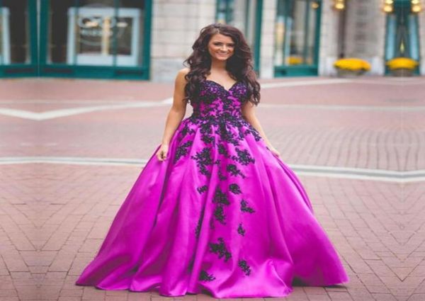 modest satin ball gown prom dresses sweetheart lace appliques satin fuchsia evening gown with black lace4086120
modest satin ball gown prom dresses sweetheart lace appliques satin fuchsia evening gown with black lace4086120