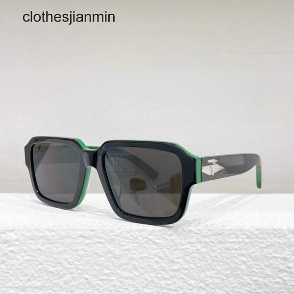 2023 design sunglasses %80 factory wholesale and retail new p family tiktok same style personality sunglass women versatile fashion trend op, White;black
2023 design sunglasses %80 factory wholesale and retail new p family tiktok same style personality sunglass women versatile fashion trend op, White;black