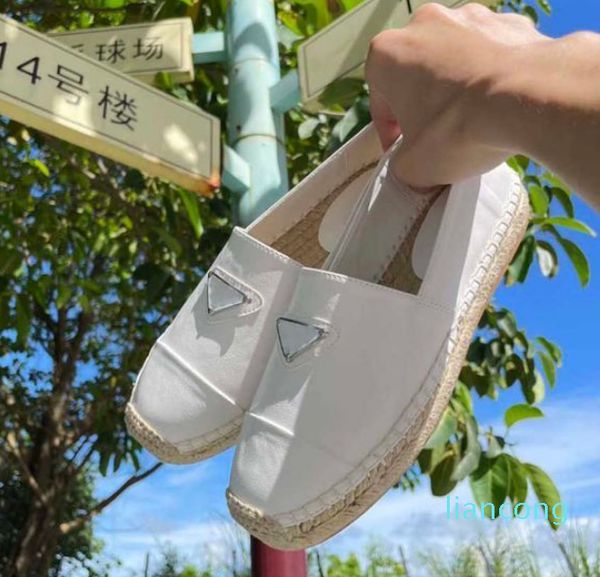 designer casual shoes designer sneaker trainers fashion espadrilles sports shoe white canvas shoes for women, Black
designer casual shoes designer sneaker trainers fashion espadrilles sports shoe white canvas shoes for women, Black