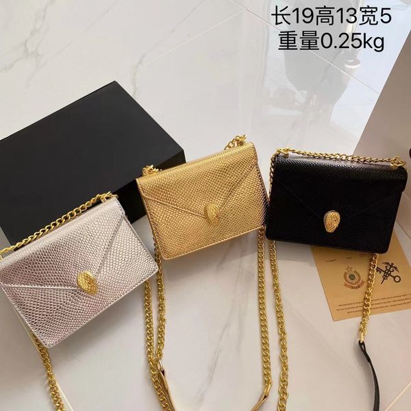 kurt geiger chanrs keatn 2023 new snake head one shoulder crossbody handbag organ bag simple and versatile have box 19.13.5cm
kurt geiger chanrs keatn 2023 new snake head one shoulder crossbody handbag organ bag simple and versatile have box 19.13.5cm