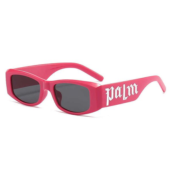 ins network red small letter sunglasses black frame spicy girls hip hop show y2k eyes, White;black
ins network red small letter sunglasses black frame spicy girls hip hop show y2k eyes, White;black