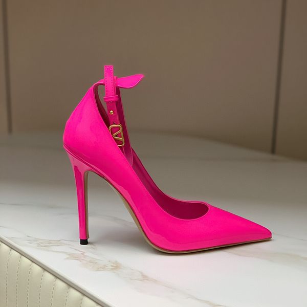 2023 new high heels one-line buckle pointy thin with fashion leather womens shoes luxury designer senior sense party wedding shoes size 35-4, Black
2023 new high heels one-line buckle pointy thin with fashion leather womens shoes luxury designer senior sense party wedding shoes size 35-4, Black