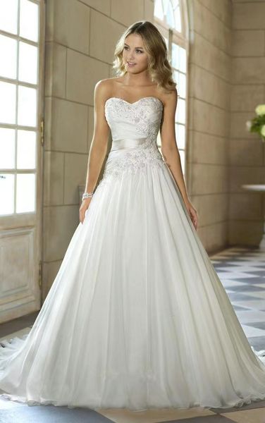 embroidery wedding dresses vintage sweetheart lace-up corset lace beaded bride wedding gown vestidos plus size new elegant bridal gowns cust, White
embroidery wedding dresses vintage sweetheart lace-up corset lace beaded bride wedding gown vestidos plus size new elegant bridal gowns cust, White