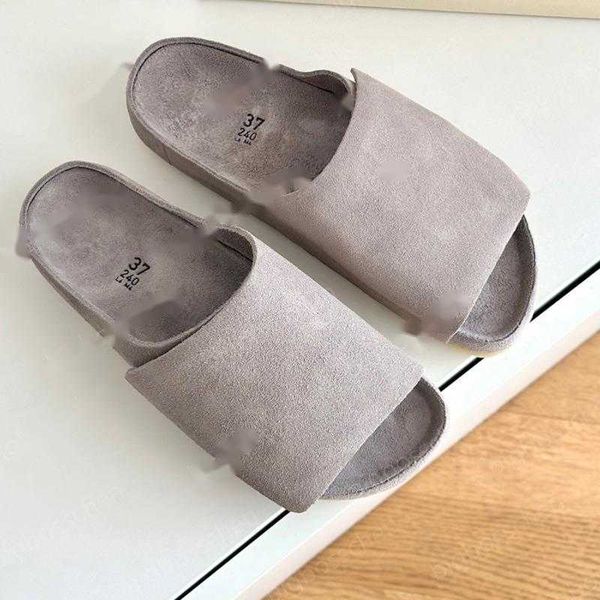 luxury designer fear slippers women's beach sandals boston fashion frosted cowhide of god convenient shoes non-slip thick bottom outdoo, Black
luxury designer fear slippers women's beach sandals boston fashion frosted cowhide of god convenient shoes non-slip thick bottom outdoo, Black