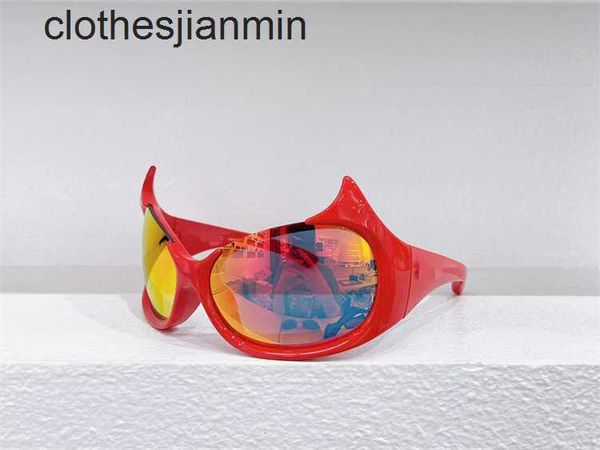 2023 fashion design sunglasses %80 factory wholesale and retail new product b's sunglass the same style as gotham bat imp cat eye sungl, White;black
2023 fashion design sunglasses %80 factory wholesale and retail new product b's sunglass the same style as gotham bat imp cat eye sungl, White;black