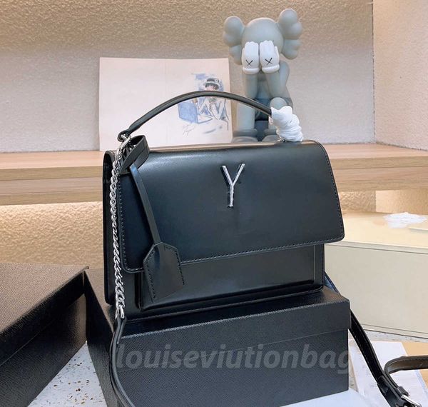 clutch flap luxury designer sunset bag shoulder woc smooth leather metal fittings envelope metal sign handbag with key ring chain womens men
clutch flap luxury designer sunset bag shoulder woc smooth leather metal fittings envelope metal sign handbag with key ring chain womens men