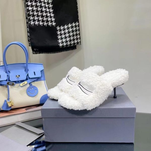 lamb wool women's slippers designer high-heeled slippers fashion plush winter warm slippers classic embroidered letter plush high heels, Black
lamb wool women's slippers designer high-heeled slippers fashion plush winter warm slippers classic embroidered letter plush high heels, Black
