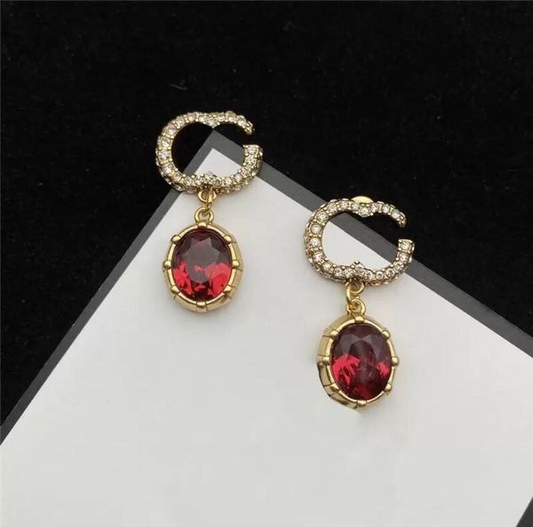 trend zircon pearl studs earring for women luxury designer charms party ear earring fashion jewelry holiday gifts4781008, Golden;silver
trend zircon pearl studs earring for women luxury designer charms party ear earring fashion jewelry holiday gifts4781008, Golden;silver