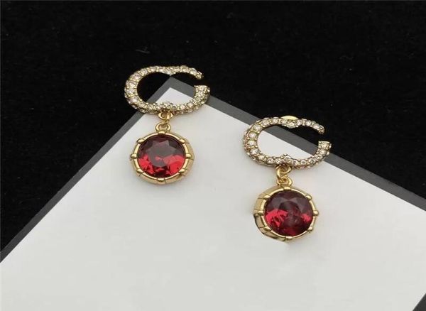 trend zircon pearl studs earring for women luxury designer charms party ear earring fashion jewelry holiday gifts6931976, Golden;silver
trend zircon pearl studs earring for women luxury designer charms party ear earring fashion jewelry holiday gifts6931976, Golden;silver
