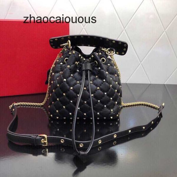 handbag valentinoz crossbody women bags wallet designer purse bag bagpack saddle beach puff new french bucket handbag t7i7
handbag valentinoz crossbody women bags wallet designer purse bag bagpack saddle beach puff new french bucket handbag t7i7