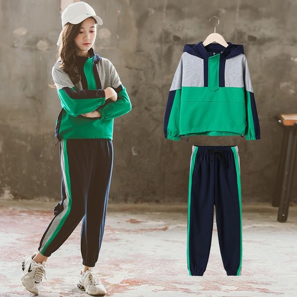 girls spring and autumn suit 2023 new 4-14 year old children's color contrast fashion loose transport street style suit, White
girls spring and autumn suit 2023 new 4-14 year old children's color contrast fashion loose transport street style suit, White