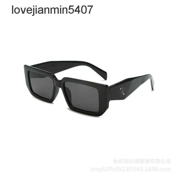 2023 design sunglasses %80 factory wholesale and retail new p family small box fashion sunglass women's advanced sense inscreen persona, White;black
2023 design sunglasses %80 factory wholesale and retail new p family small box fashion sunglass women's advanced sense inscreen persona, White;black