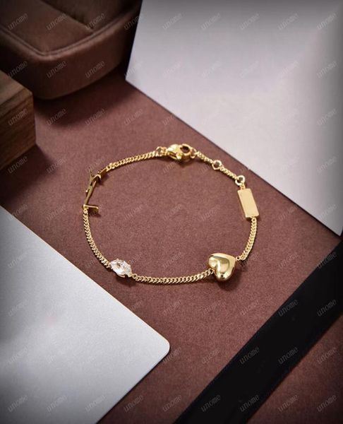 gold bracelet and pearl necklace set womens luxury designer simple love bracelet heart letter diamond necklace wedding2203412, Silver
gold bracelet and pearl necklace set womens luxury designer simple love bracelet heart letter diamond necklace wedding2203412, Silver