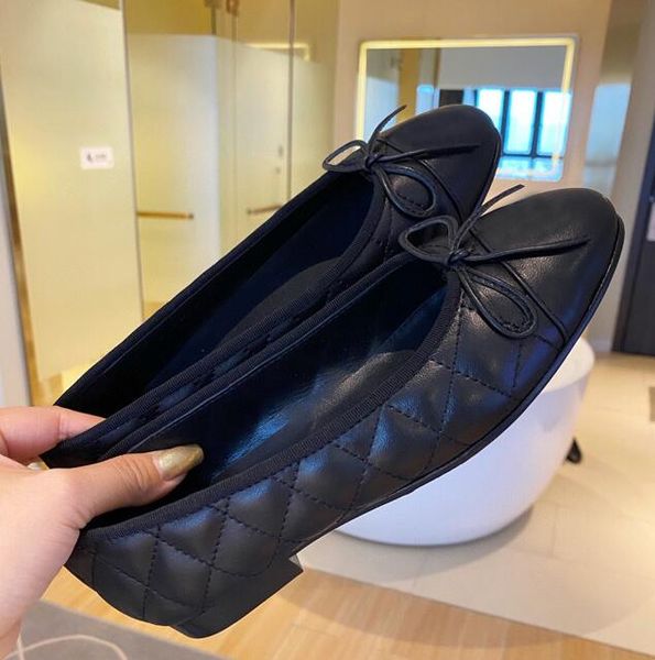 designer leather shoes dress loafers 100% cowhide letter bow ballet dance shoes fashion women black flat boat shoe lady trample lazy large s
designer leather shoes dress loafers 100% cowhide letter bow ballet dance shoes fashion women black flat boat shoe lady trample lazy large s