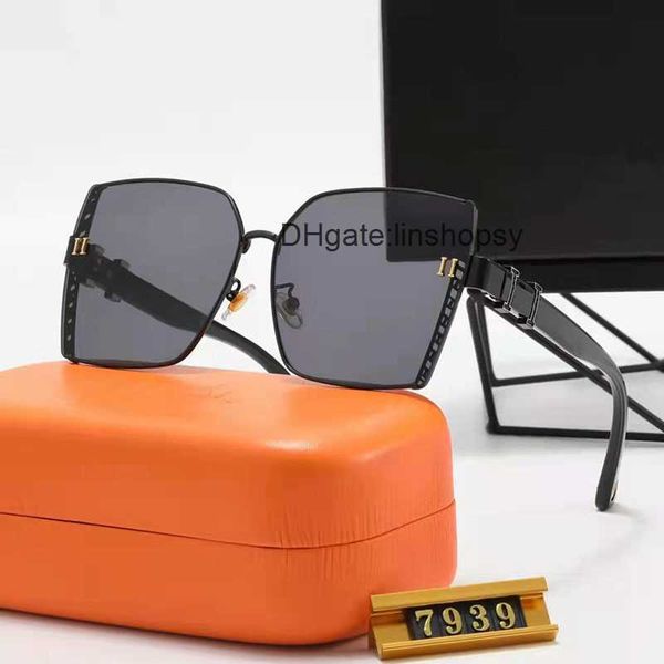 summer sunglasses designer women glasses fashion luxury h sunshade mirror seaside sports driving 223173rl, White;black
summer sunglasses designer women glasses fashion luxury h sunshade mirror seaside sports driving 223173rl, White;black