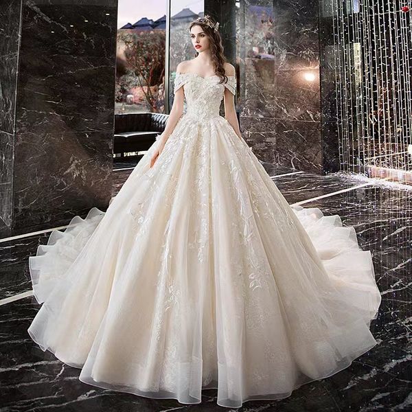 2023 plus size lace a line wedding dress illusion long off shoulder vintage appliques floor length big ball gown bridal gowns robe de mariee, White
2023 plus size lace a line wedding dress illusion long off shoulder vintage appliques floor length big ball gown bridal gowns robe de mariee, White