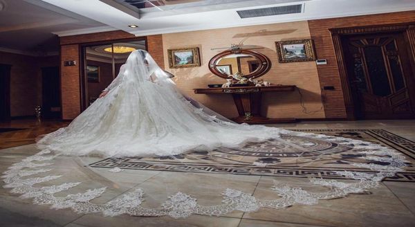 gorgeous 3m long wedding veils with lace applique edge one layer cathedral length veils with comb tulle bridal veil6419127, Black
gorgeous 3m long wedding veils with lace applique edge one layer cathedral length veils with comb tulle bridal veil6419127, Black