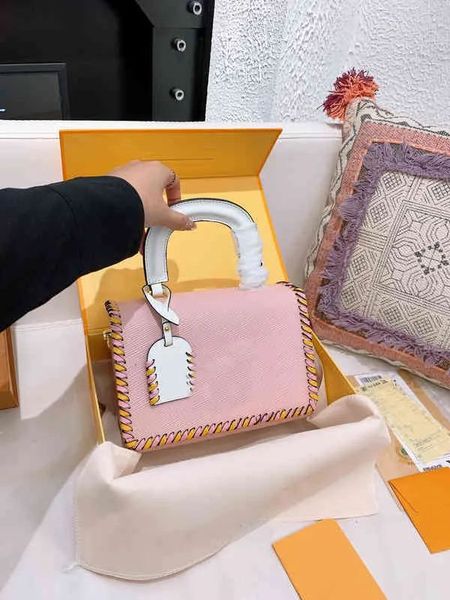 2023 shoulders bags tote leather handbags designer luxurious cross body fashion purses flora 220903, Black;red
2023 shoulders bags tote leather handbags designer luxurious cross body fashion purses flora 220903, Black;red