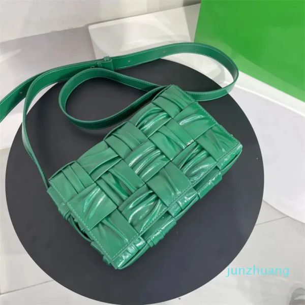 2023 new fashion designer -weave bag shoulder crossbody leather chain crossbody bag evening wallet purse bags size 25-15-7cm
2023 new fashion designer -weave bag shoulder crossbody leather chain crossbody bag evening wallet purse bags size 25-15-7cm