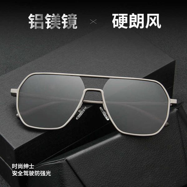 8692 polarized uv400 day and night dual purpose color changing glasses men's outdoor driving fishing sunglasses trend, White;black
8692 polarized uv400 day and night dual purpose color changing glasses men's outdoor driving fishing sunglasses trend, White;black
