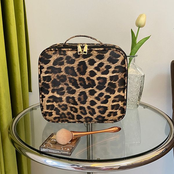 cosmetic bags cases leopard pattern bag partition multi functional portable travel storage makeup case 230725
cosmetic bags cases leopard pattern bag partition multi functional portable travel storage makeup case 230725