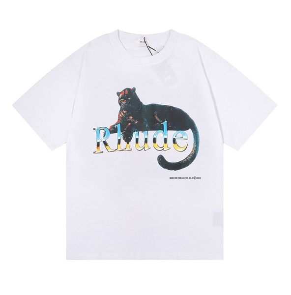 2023 summer new short-sleeved t-shirt, catwalk style suit shirt design adopts laser positioning cutting, presbyopic printing, same style for, White;black
2023 summer new short-sleeved t-shirt, catwalk style suit shirt design adopts laser positioning cutting, presbyopic printing, same style for, White;black