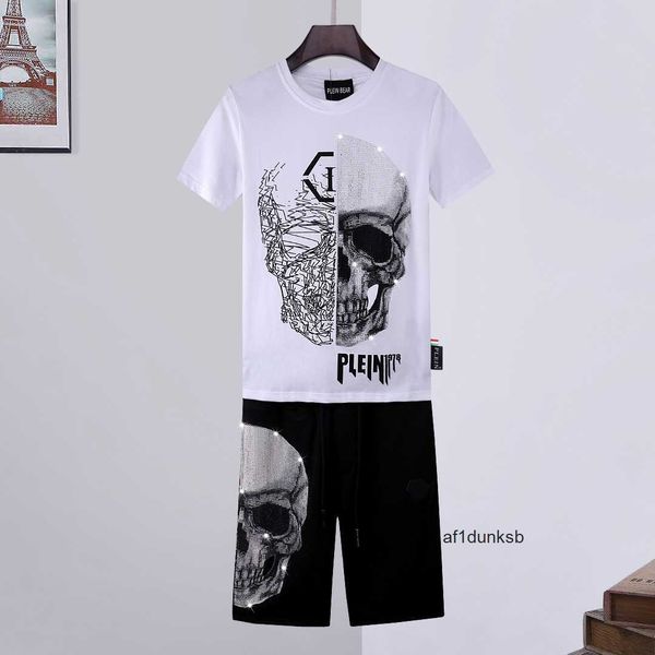 sets tracksuits plein men philipps bear suit mens t-shirts casual t joer shirts shorts crystal sporting skull tracksuit 147277, Gray
sets tracksuits plein men philipps bear suit mens t-shirts casual t joer shirts shorts crystal sporting skull tracksuit 147277, Gray