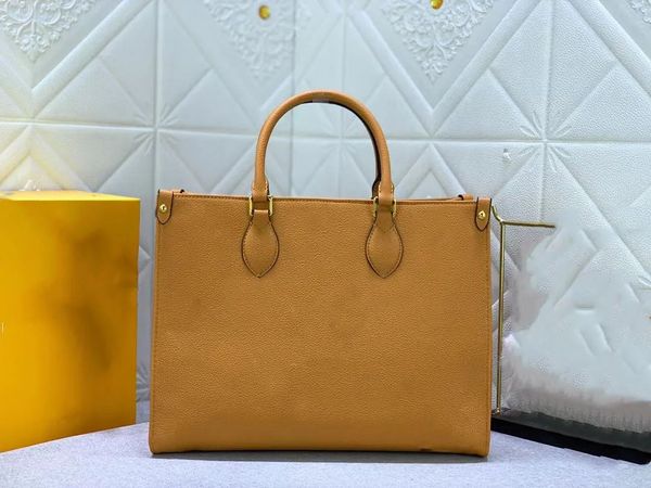new 2023 fashion classic bag handbag women leather handbags womens crossbody vintage clutch tote shoulder embossing messenger bags 02333, Black;red
new 2023 fashion classic bag handbag women leather handbags womens crossbody vintage clutch tote shoulder embossing messenger bags 02333, Black;red