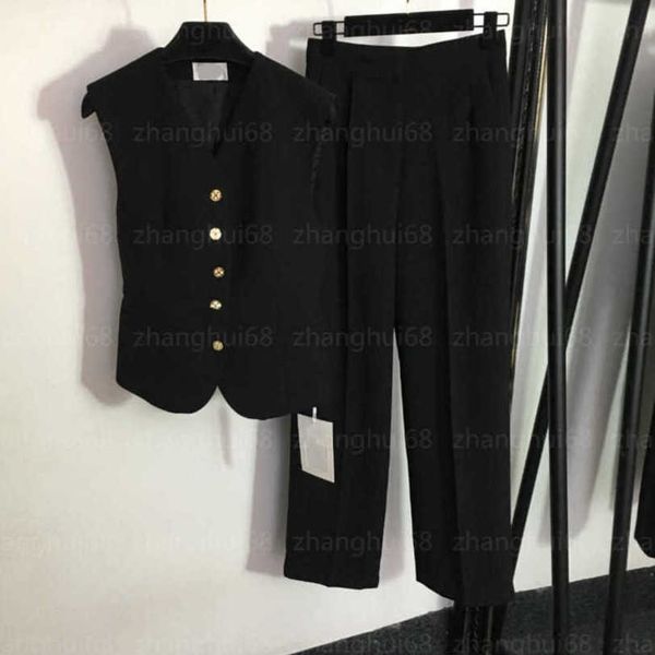 23ss women pants sets womens designer clothing casual suit gold thread blend v-neck striped suit waistcoat high-waisted wide-leg trousers se, White
23ss women pants sets womens designer clothing casual suit gold thread blend v-neck striped suit waistcoat high-waisted wide-leg trousers se, White