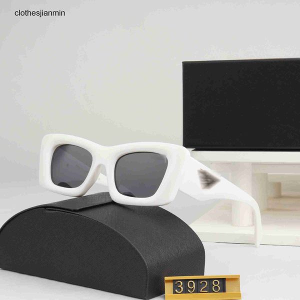 2023 design sunglasses %80 factory wholesale and retail new p home hd fashion sunglass cat eye frame advanced sense ns style 8293, White;black
2023 design sunglasses %80 factory wholesale and retail new p home hd fashion sunglass cat eye frame advanced sense ns style 8293, White;black