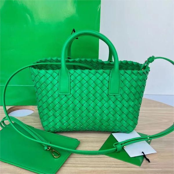 cabat tote bag cassette bag designer weave bag shoulder crossbody bag real leather 5a quality fashion handbag
cabat tote bag cassette bag designer weave bag shoulder crossbody bag real leather 5a quality fashion handbag