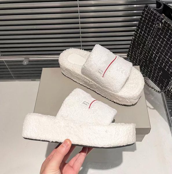 designer plush slippers women's platform fluffy furry slippers letter embroidery warm fluffy slippers fashion casual women's black
designer plush slippers women's platform fluffy furry slippers letter embroidery warm fluffy slippers fashion casual women's black