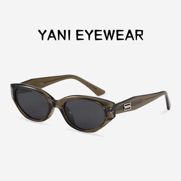58251 new women's box sunglasses fashion trend ins street p network red glasses, White;black
58251 new women's box sunglasses fashion trend ins street p network red glasses, White;black